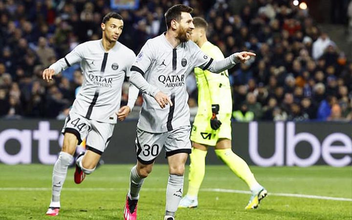 মেসি জাদুতে জয়ে ফিরলো পিএসজি