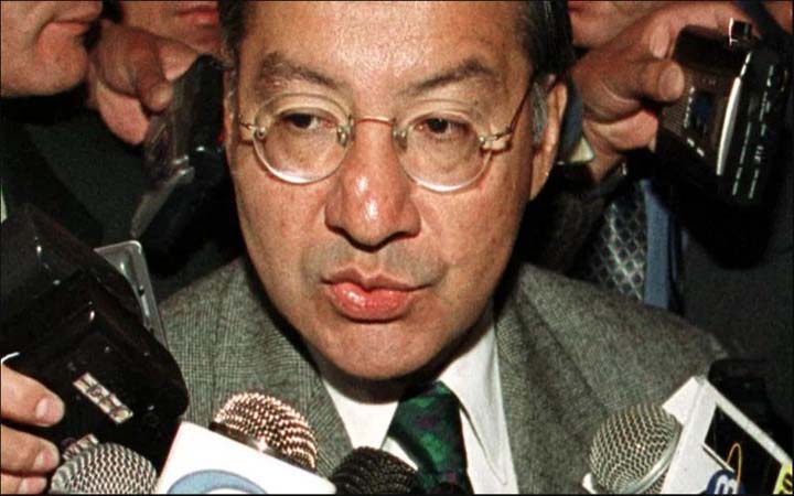 কিউবার হয়ে গুপ্তচরবৃত্তির অভিযোগে এফবিআইয়ের জালে সাবেক মার্কিন রাষ্ট্রদূত