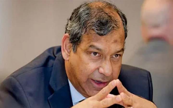 যুক্তরাষ্ট্রে স্ত্রীর নামে একটি বাড়ি আছে : তাকসিম এ খান