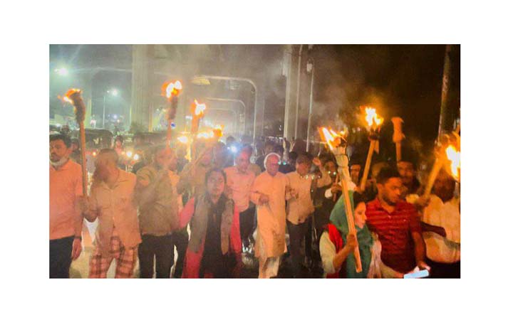 রাজধানীতে বিএনপির মশাল মিছিল