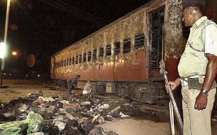 গুজরাটে মুসলমানদের কথা বলা মানেই কি ভোটে পরাজয়?