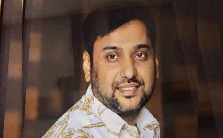 বুকে ব্যথা নিয়ে হাসপাতালে সম্রাট