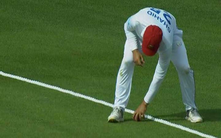 ইচ্ছে করে বাউন্ডারি দিয়ে শাস্তি পেল আফগানিস্তান