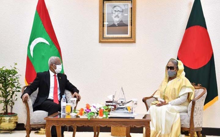 প্রধানমন্ত্রী শেখ হাসিনা ও মালদ্বীপের রাষ্ট্রপতি ইব্রাহিম মোহাম্মদ সলিহর  দ্বিপক্ষীয় বৈঠক শুরু