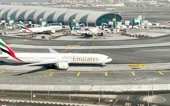 আমিরাতে বাংলাদেশসহ ১৪ দেশের প্রবেশে নিষেধাজ্ঞার মেয়াদ বাড়ল