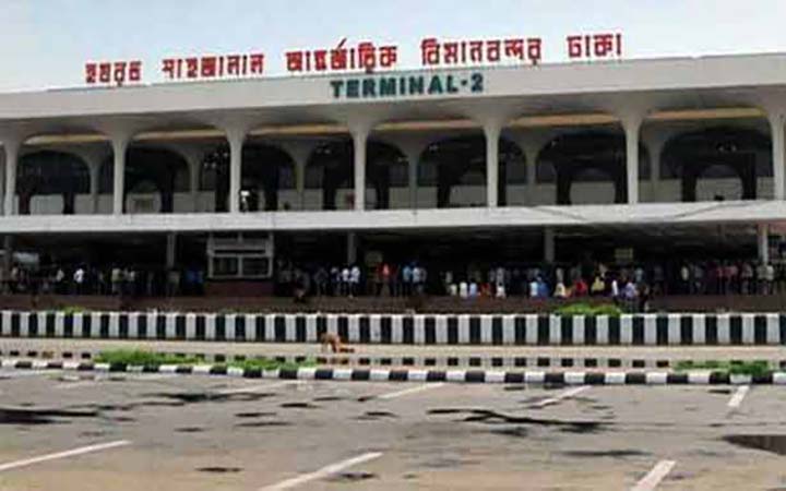 শাহজালালে বিপুল পরিমাণ বিদেশি মুদ্রাসহ আটক ১