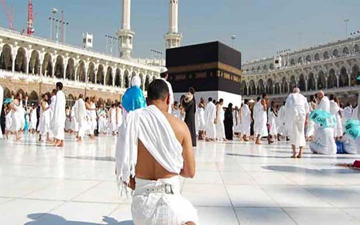 কাল থেকে বিদেশীরা ওমরাহ করতে পারবে