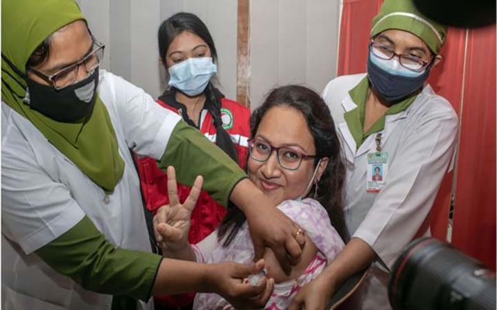 দেশে এ পর্যন্ত ২ কোটি ১৭ লাখের বেশি টিকা প্রয়োগ