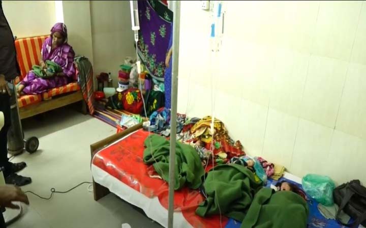 ৮ বছর নিঃসন্তান থাকার পর একসঙ্গে চার সন্তানের মা হলেন লাক্সমিয়া