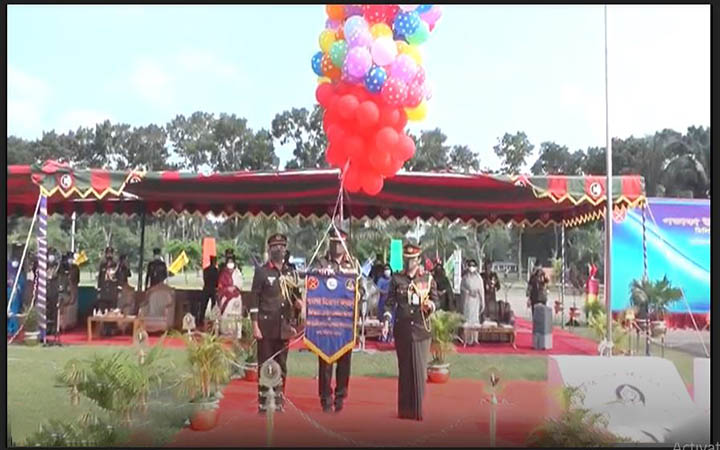 যশোরে মিলিটারি ডেন্টাল সেন্টারের পতকা উত্তোলন