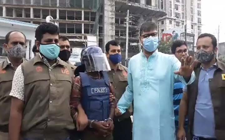 কুমিল্লা পুলিশ লাইনসে ইকবাল
