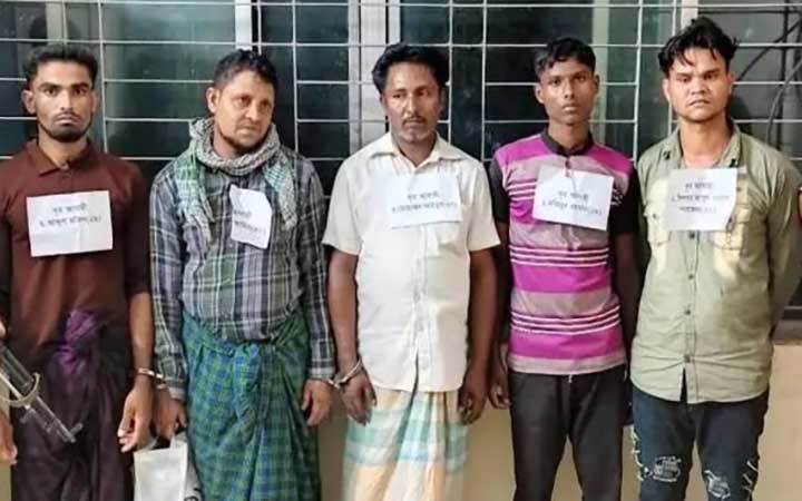 রোহিঙ্গা ক্যাম্পে ৬ খুনের ঘটনায় মামলা, গ্রেফতার ১০