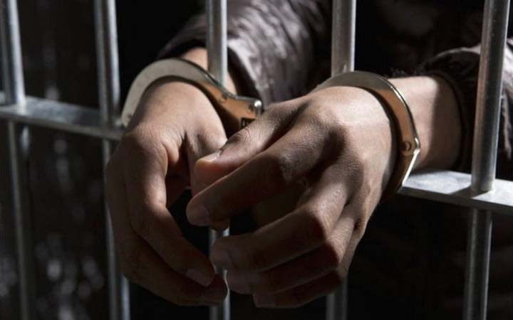 প্রধানমন্ত্রীকে নিয়ে 'অবমাননাকর পোস্ট' করায় শিক্ষক কারাগারে