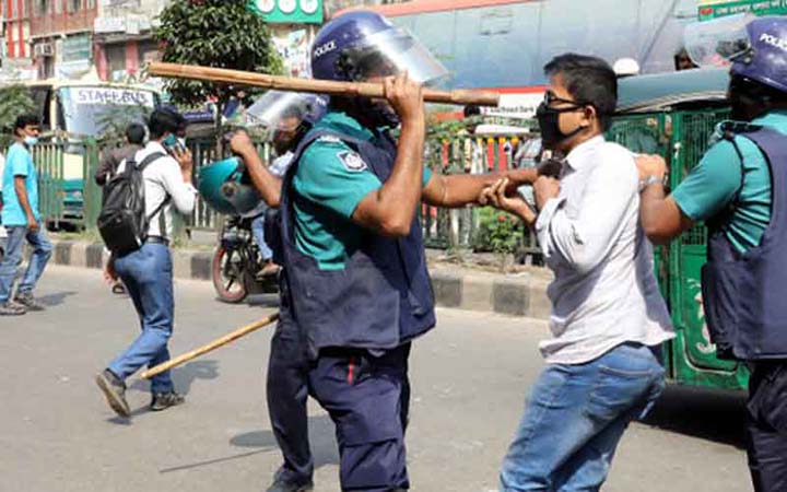নয়াপল্টনে পুলিশের সাথে বিএনপির সংঘর্ষ