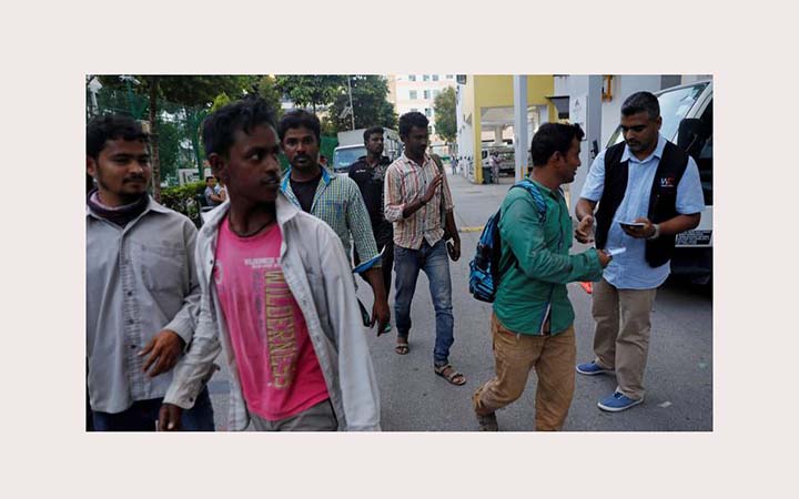 সিঙ্গাপুর : করোনায় প্রবাসীদের ‘বন্দি জীবন’
