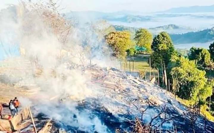 রাঙ্গামাটির পর্যটনকেন্দ্রে আগুনে পুড়ে গেলো রিসোর্ট-বাড়ি-রেস্তোরাঁ