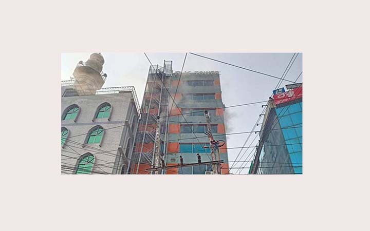 বাংলামোটরে আর কে টাওয়ারের আগুন নিয়ন্ত্রণে