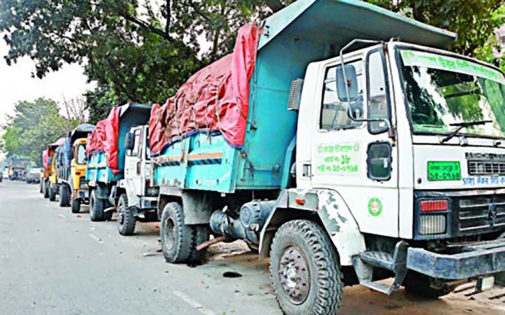 ঢাকা দক্ষিণ সিটি করপোরেশনের ময়লার গাড়ির ধাক্কায় নিহত বৃদ্ধ