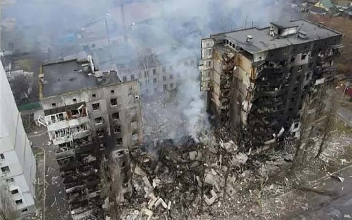 এখানে কোনো শহর নিরাপদ নয় : ইউক্রেনের এমপি