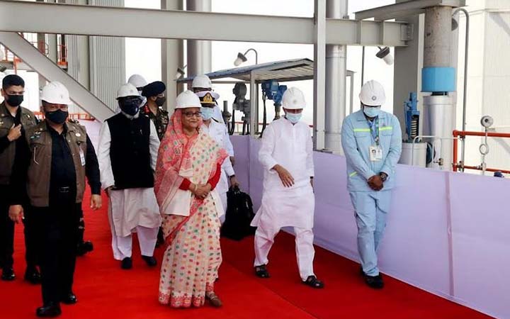 দেশে শতভাগ বিদ্যুতায়নের ঘোষণা দিলেন প্রধানমন্ত্রী