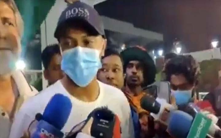 দেশে ফিরে যা বললেন সাকিব