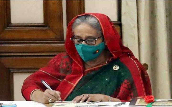 স্বাধীনতা দিবসে স্মারক ডাকটিকিট অবমুক্ত করলেন প্রধানমন্ত্রী