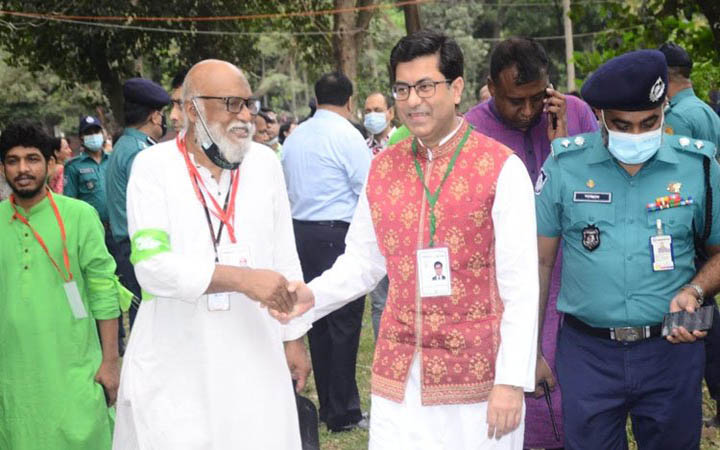 বাঙালি সংস্কৃতি ধারণ করেই আমরা এগিয়ে যাব : ব্যারিস্টার তাপস
