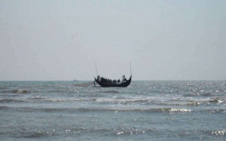 বঙ্গোপসাগরে জাহাজডুবি : সব নাবিককে উদ্ধার