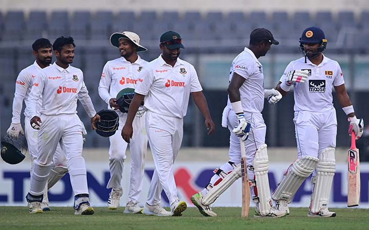 লিড নিয়ে বিরতিতে শ্রীলংকা