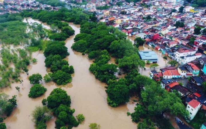 ব্রাজিলে প্রবল বর্ষণে ৩৭ জনের মৃত্যু