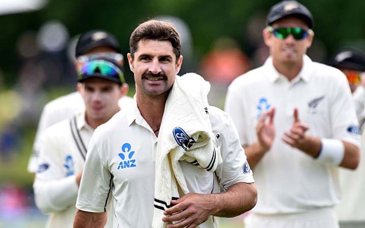 তিন মাসের জন্য মাঠের বাইরে গ্র্যান্ডহোম