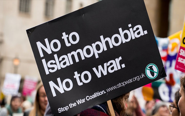 যুক্তরাজ্যে কর্মক্ষেত্রে ইসলামবিদ্বেষের শিকার মুসলিমরা : সমীক্ষা