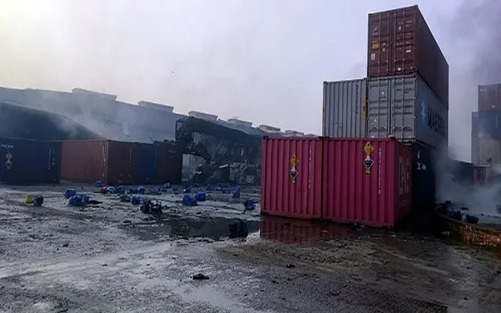 সীতাকুণ্ডে বিস্ফোরণে ভয়াবহ পরিবেশ বিপর্যয়