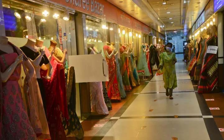 রাত আটটায় দোকান বন্ধ করলে কী পরিমাণ বিদ্যুৎ সাশ্রয় হবে?