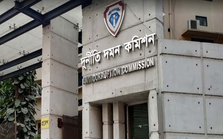 বিএসএমএমইউ’র প্রিজন সেল রিসোর্টে পরিণত হয়েছে : দুদক আইনজীবী