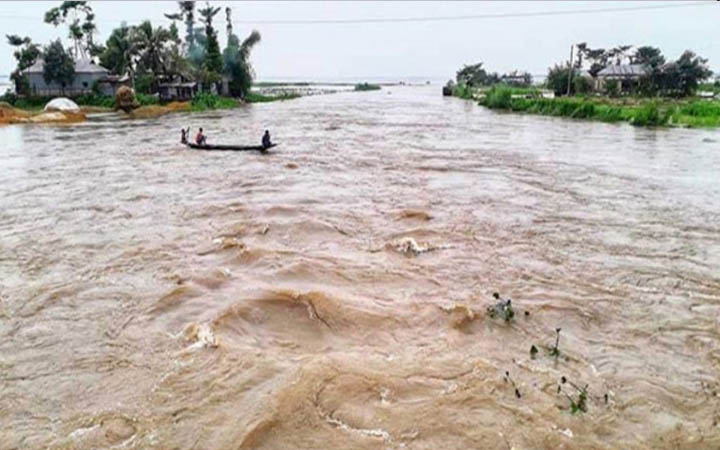 ফের বাড়ছে সুরমা নদীর পানি