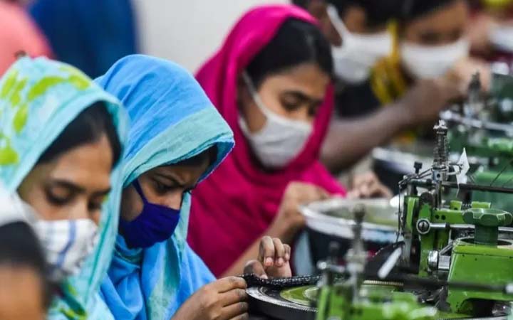 ২০৩০ সালে ১০০ বিলিয়ন ডলারের পোশাক রপ্তানির লক্ষ্যমাত্রা