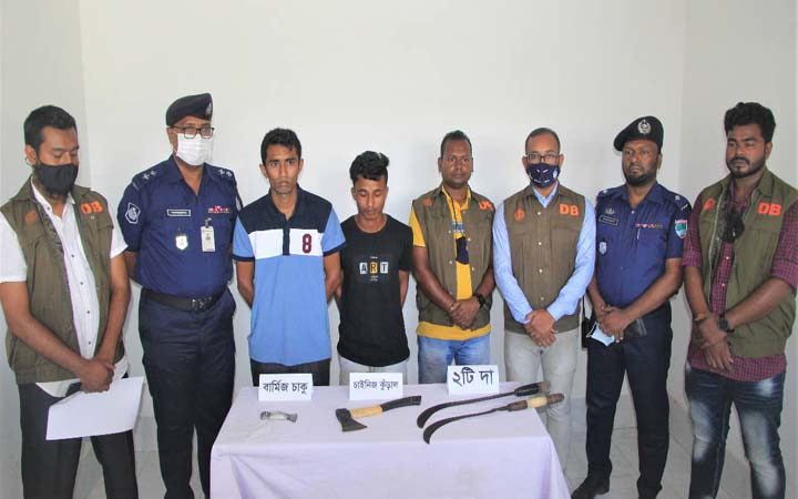 যশোরে যুবদল নেতা ধনী হত্যা মামলার প্রধান আসামীসহ গ্রেফতার ৩