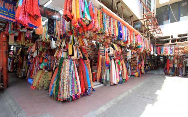 রাত ৮টার পর মার্কেট বন্ধ