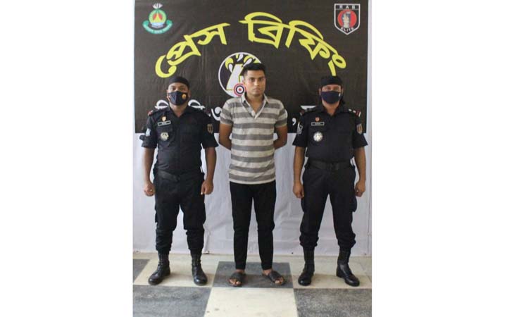 যশোরে ওয়ান শ্যুটারগান সহ ইয়াবা চোরাকারবারী গ্রেফতার