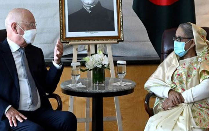 রাশিয়া-ইউক্রেন যুদ্ধের কারণে খাদ্য ও জ্বালানি সঙ্কটে প্রধানমন্ত্রীর উদ্বেগ প্রকাশ