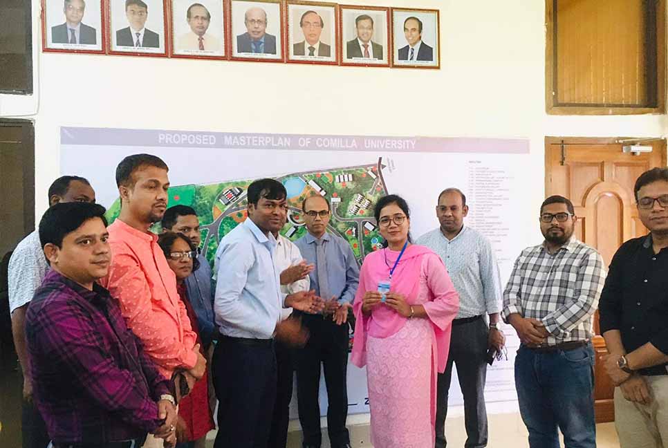 প্রথমবারের মতো কুবি শিক্ষার্থীরা পেল স্মার্ট আইডি কার্ড
