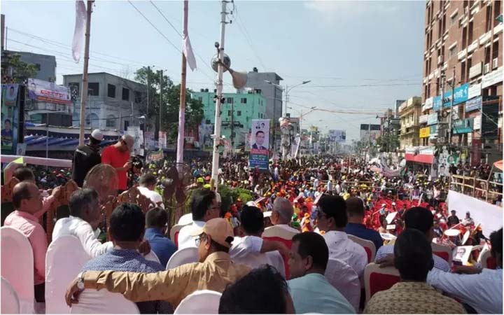 খুলনায় বাধাবিঘ্ন উপেক্ষা করে বিএনপির সমাবেশে বিপুল জনসমাগম