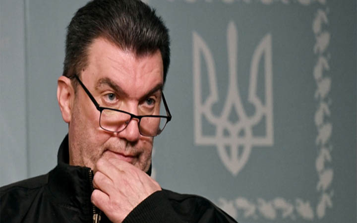 আলোচনায় বসার জন্য দখলীকৃত এলাকাগুলো ছেড়ে দিতে হবে : ইউক্রেন