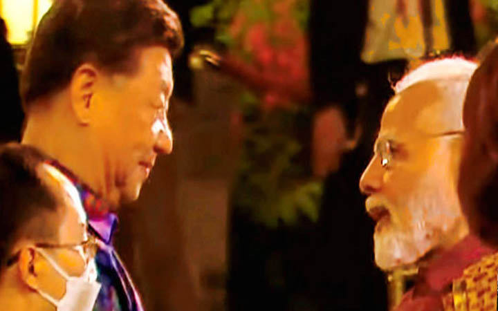 অবশেষে নৈশভোজে মুখোমুখি মোদি ও জিনপিং
