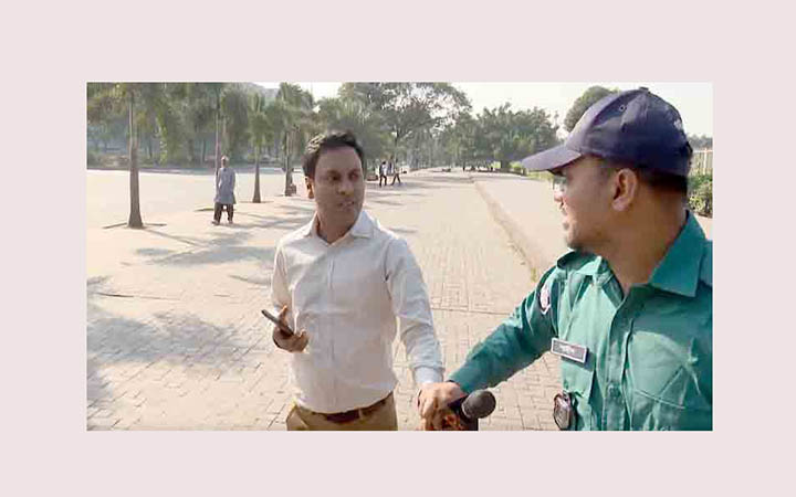 সংসদের সামনে সাংবাদিককে হেনস্তা : সেই কনস্টেবল ক্লোজড