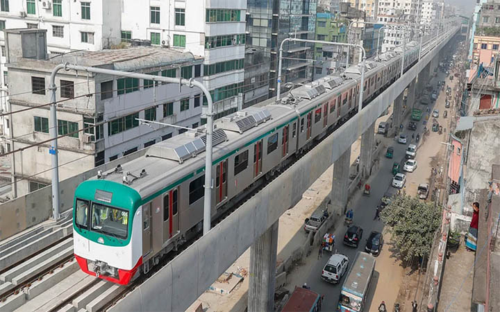 জনসাধারণের জন্য উন্মুক্ত মেট্রোরেল