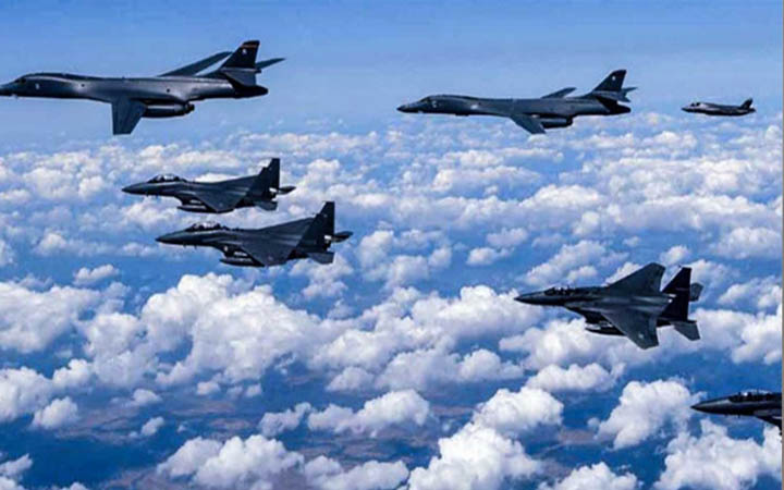 তাইওয়ানের আকাশে চীনের ১৮ যুদ্ধবিমান