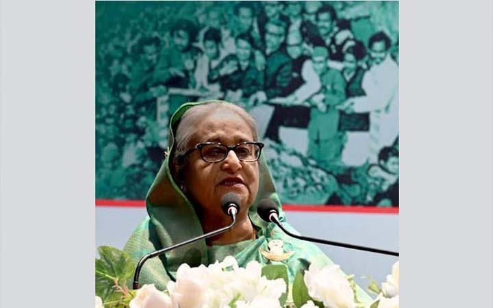 খুনি, যুদ্ধাপরাধীরা যেন আর ক্ষমতায় আসতে না পারে সেজন্য সতর্ক থাকুন : প্রধানমন্ত্রী