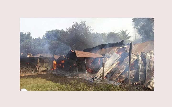 গাইবান্ধায় পাটের গুদামে আগুন, ৪ কোটি টাকার ক্ষতি